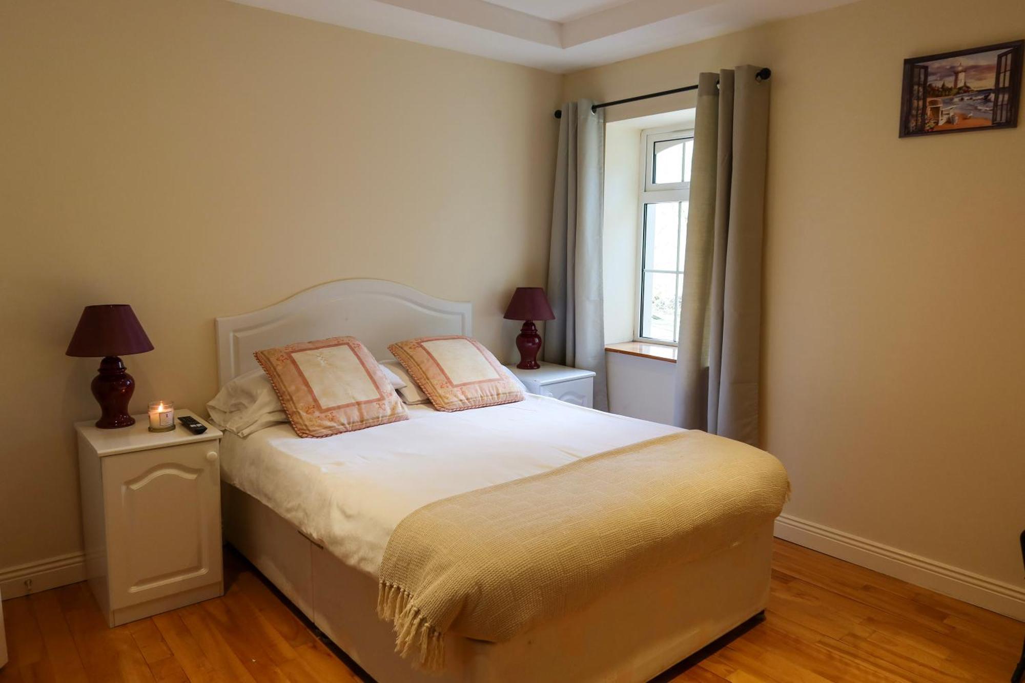 Woodville Lodge Guesthouse คิลลาร์นีย์ ภายนอก รูปภาพ