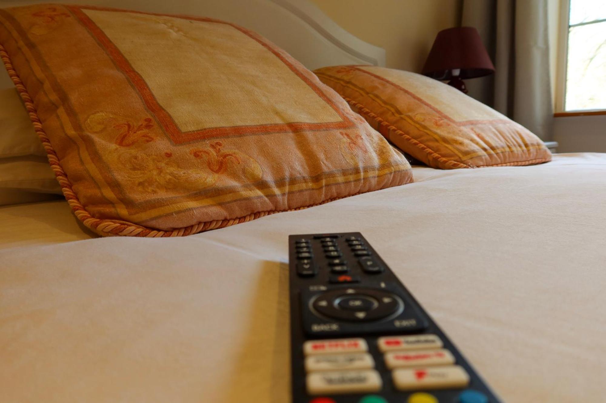 Woodville Lodge Guesthouse คิลลาร์นีย์ ภายนอก รูปภาพ